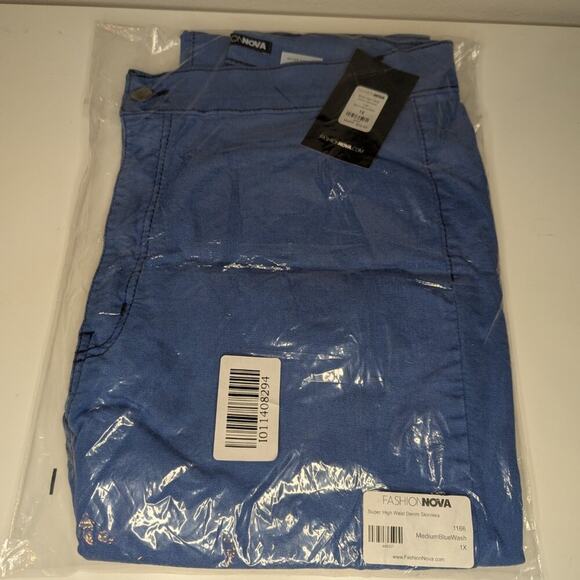 Fashion Nova NWT Super High Waist Denim Skinnies Medium Blue Size 1X - Picture 3 of 5